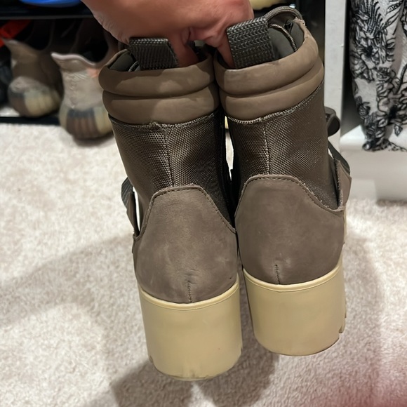 Steve Madden boots - Picture 4 of 7